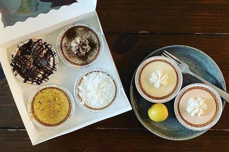 All of the Best Restaurants in Coconut Grove 2022