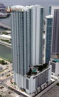 Alleged Negligence Cause of Lawsuit against 900 Biscayne Builder