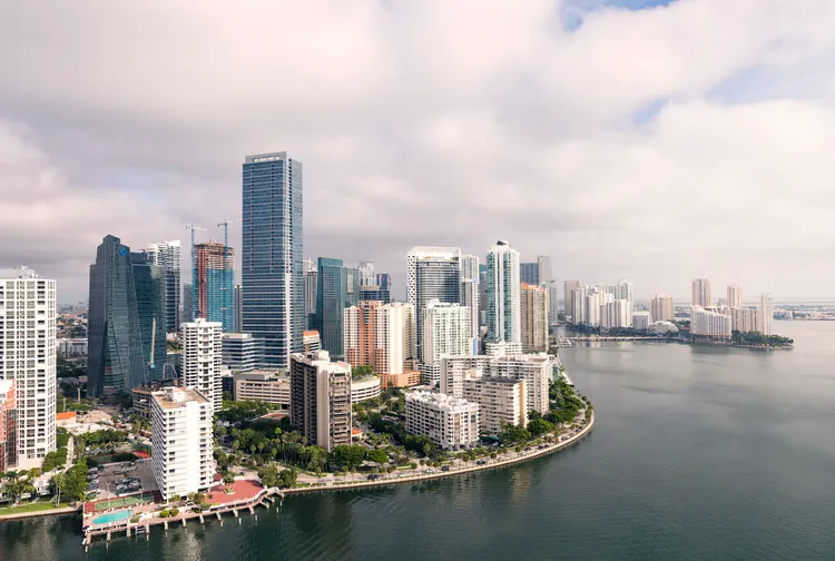 Greater Downtown Miami Luxury Condo Market Report Q2 2021 - Brickell Leads Miami Growth