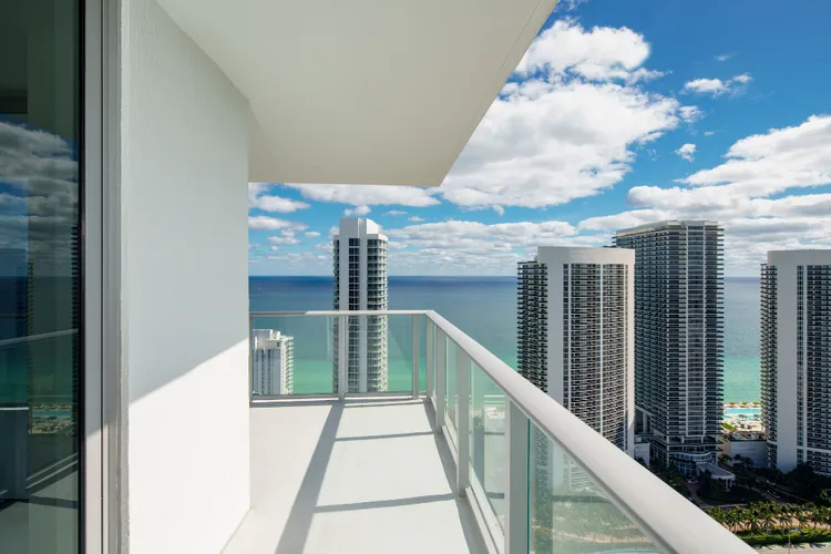 How to Sell Your Miami Condo: Your Expert Guide