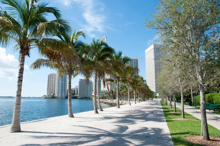 Miami Luxury Condo Market Report Q3 2023: Market Thrives with Stable Growth