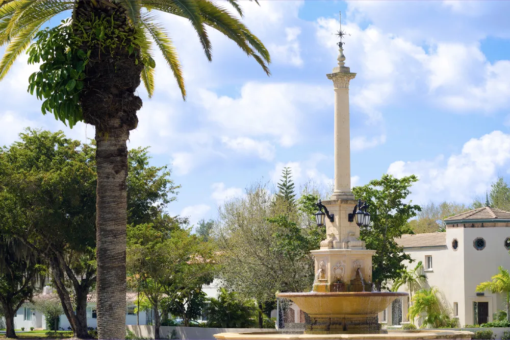 Q1 2024 Coral Gables and Coconut Grove Luxury Condo Market Report
