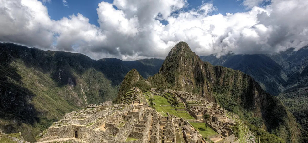 The Top 20 Virtual Tours to Take When Social Distancing