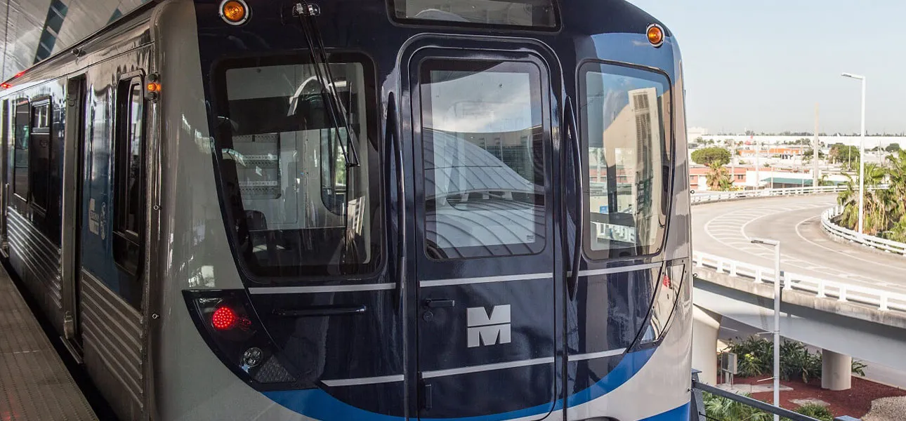 Top Miami Beach Neighborhoods Ranked for Public Transportation