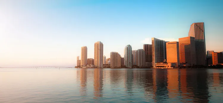 Why Are Luxury Condo Sales Surging in Downtown Miami as Sales Weaken in Miami Beach?