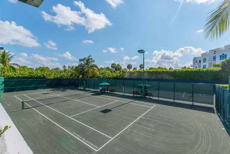 Continuum I South image #22