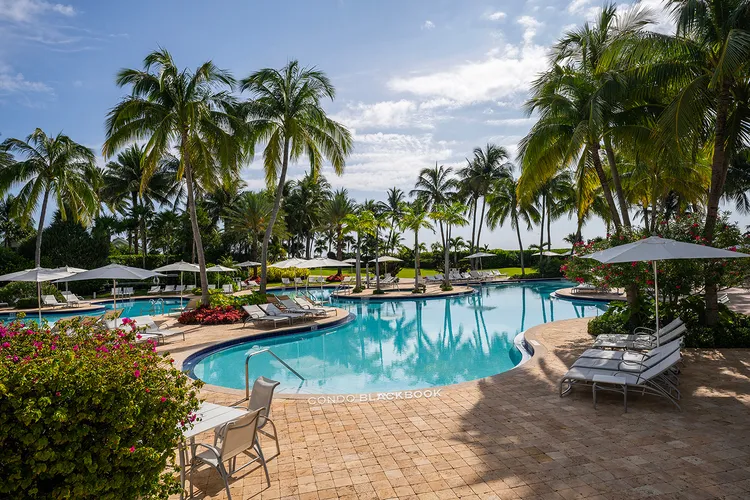 Continuum I South image #25