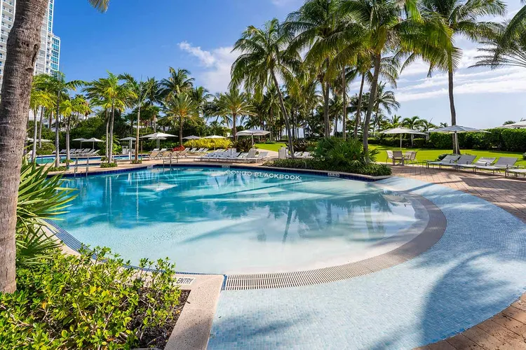 Continuum I South image #26