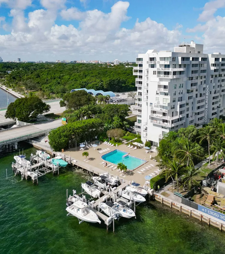 Brickell Biscayne image #2