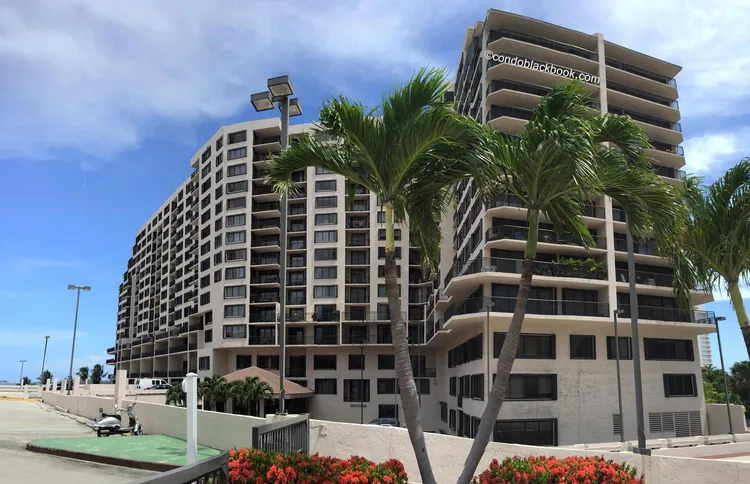 Brickell Key II image #8