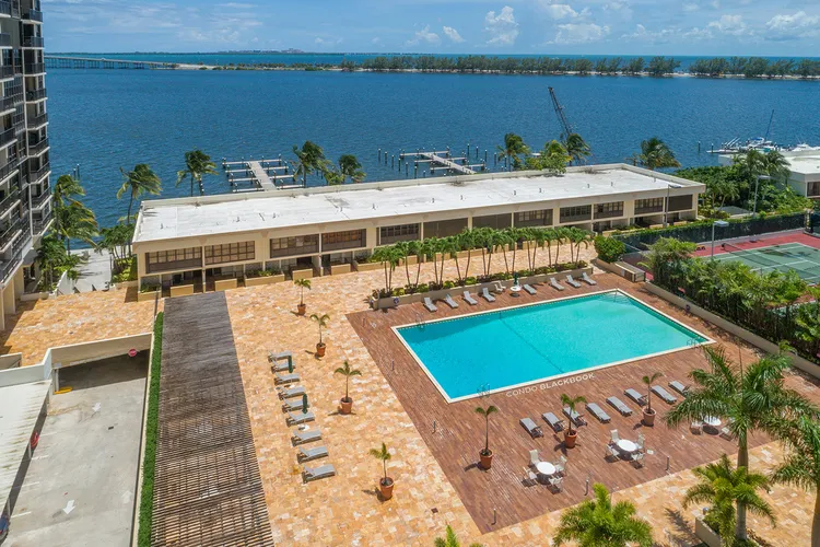 Brickell Place A image #7