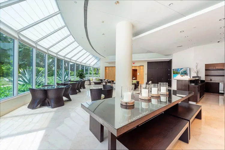 Bristol Tower Condominium image #7