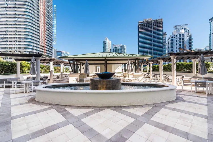 Nine at Mary Brickell Village image #20