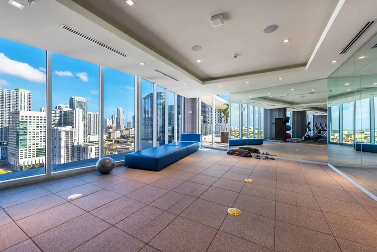 Brickell Ten image #10