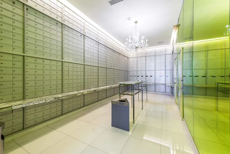 Icon Brickell II image #8