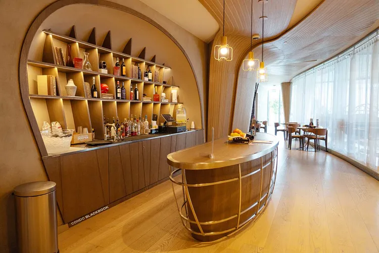 Brickell Flatiron image #10