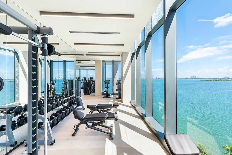 One Paraiso image #12