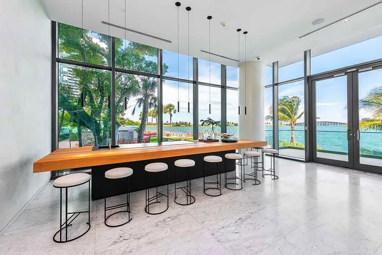 One Paraiso image #16