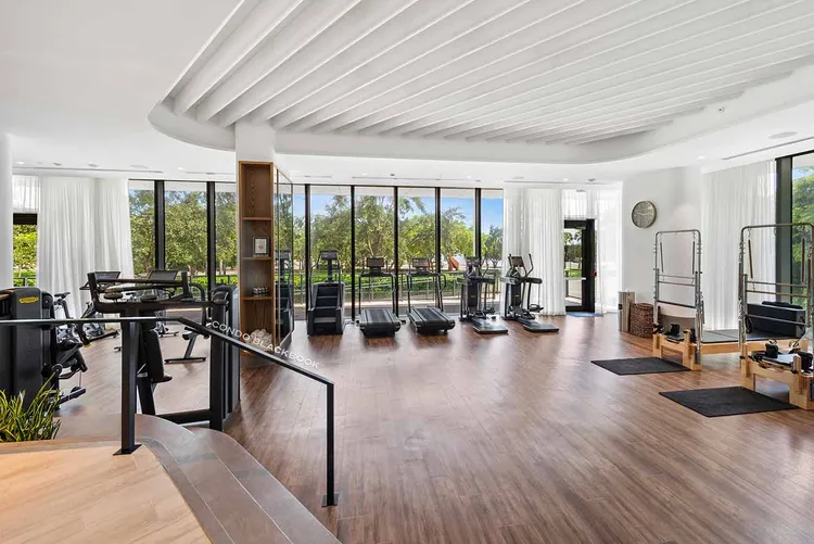 One Park Grove image #11