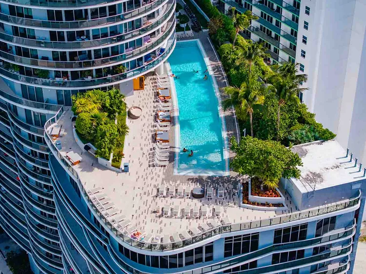 Aria on the Bay image #6