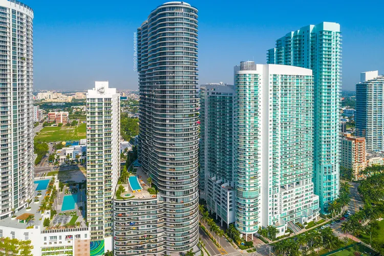 Aria on the Bay image #8