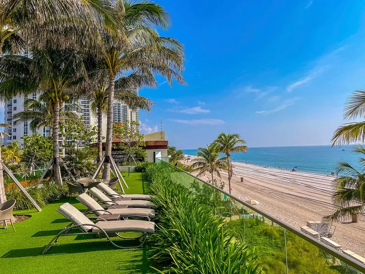 Residences by Armani Casa image #11