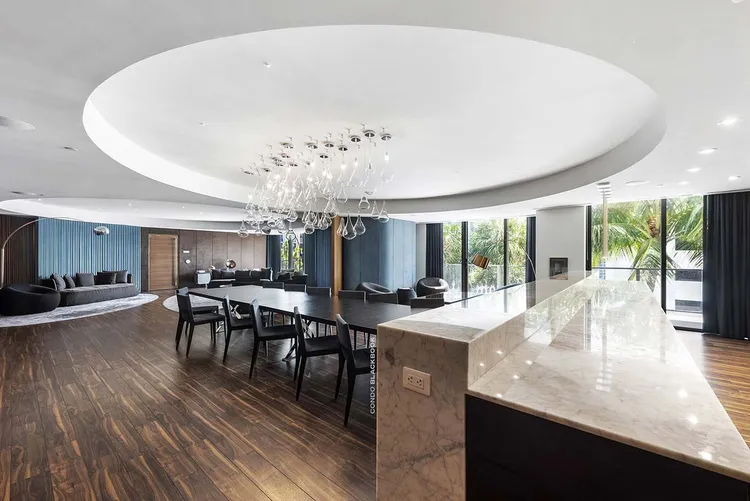 Reach Brickell City Centre image #6