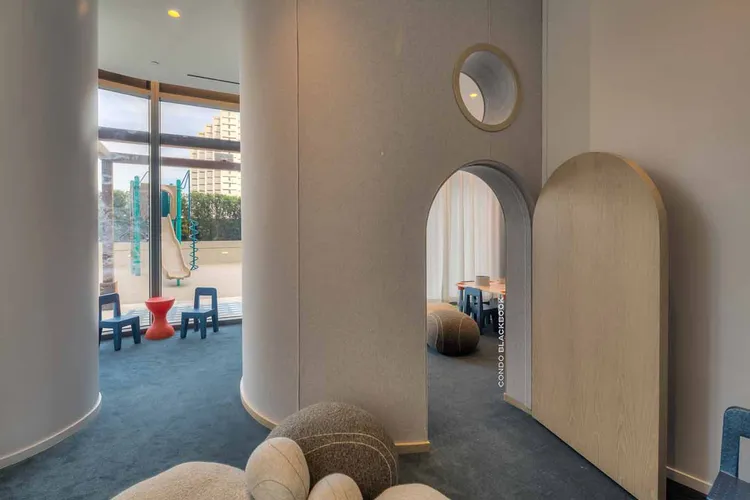 SLS Lux Brickell image #13