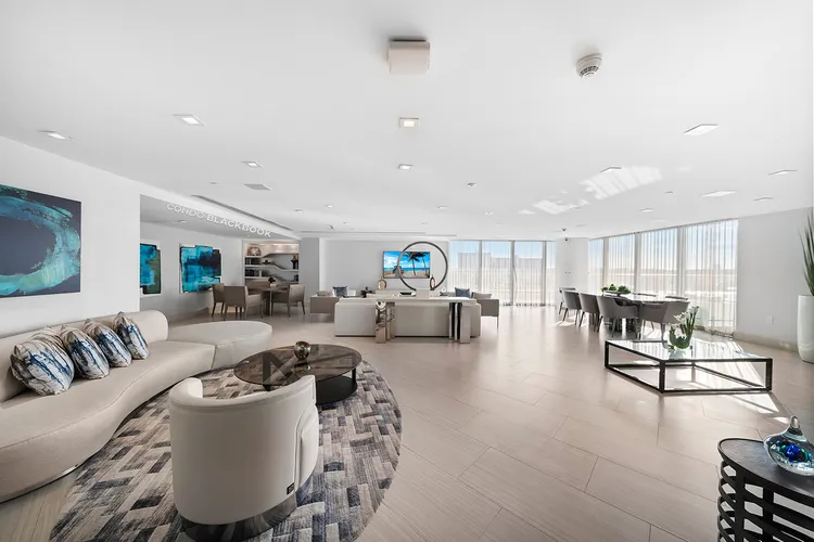 Parque Towers image #10