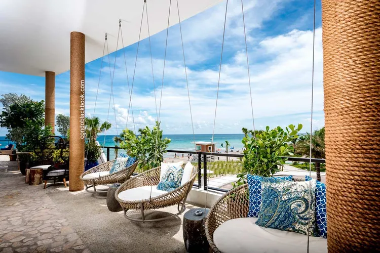 Hyde Beach House image #12