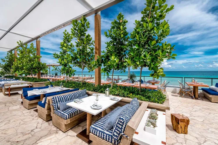 Hyde Beach House image #13