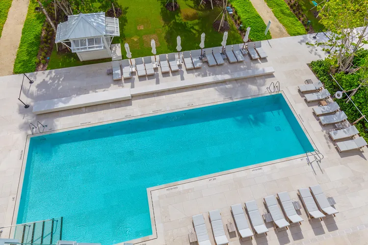 The Surf Club Four Seasons Hotel And Residences image #7