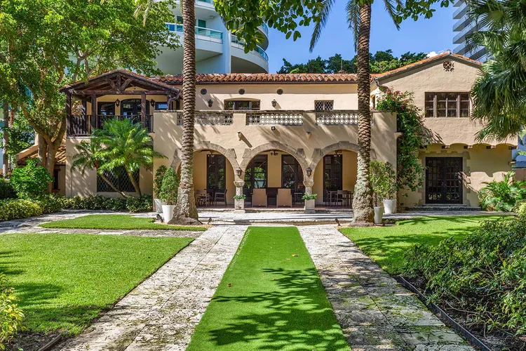 Santa Maria image #15