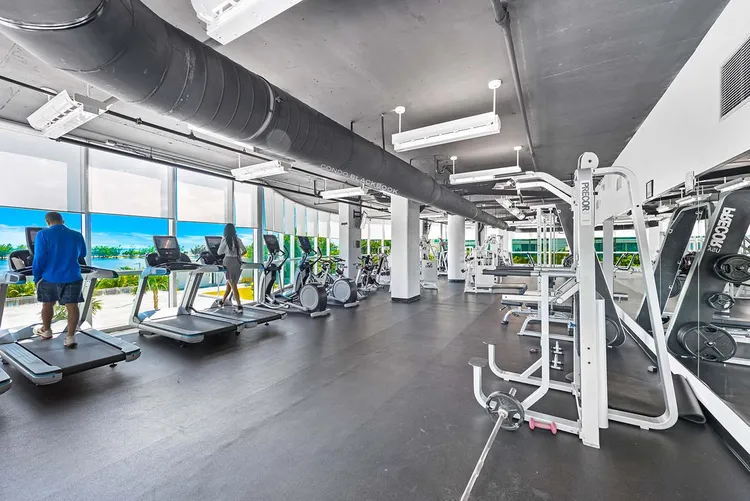 Skyline On Brickell image #7