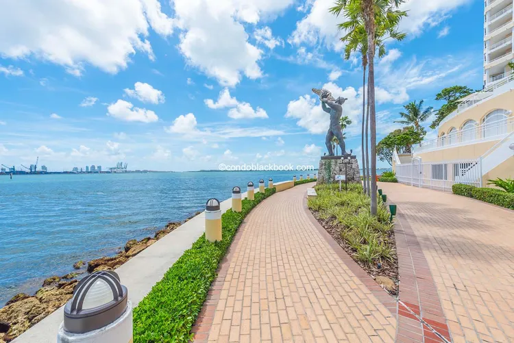 Three Tequesta Point image #19