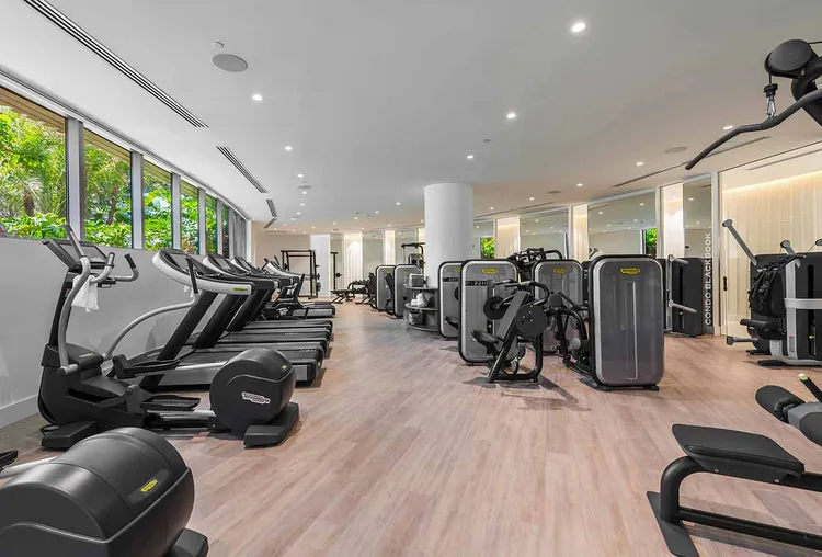 Two Park Grove image #8