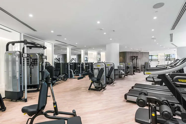 Two Park Grove image #9