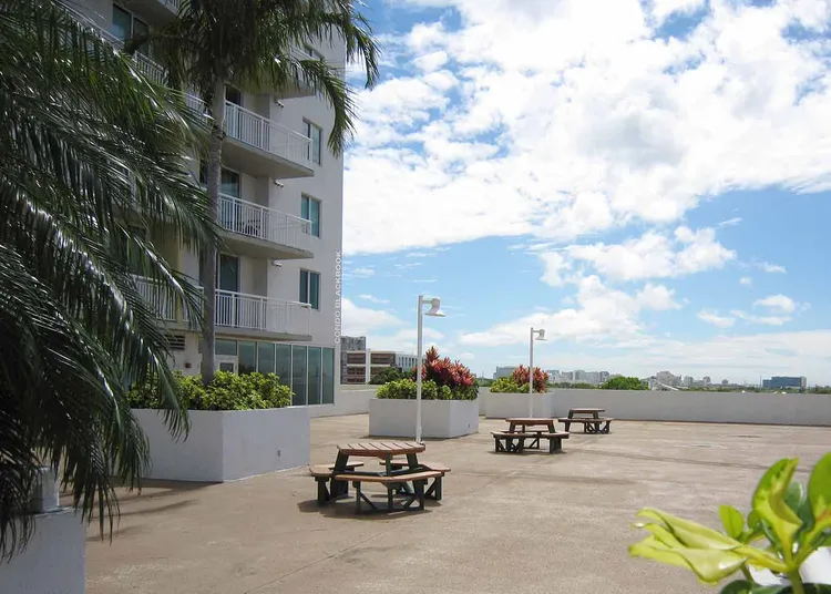 1800 Biscayne Plaza image #14