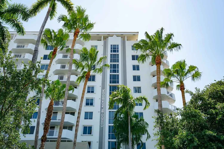 Bayview Plaza image #6