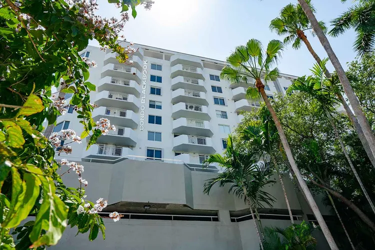 Bayview Plaza image #7