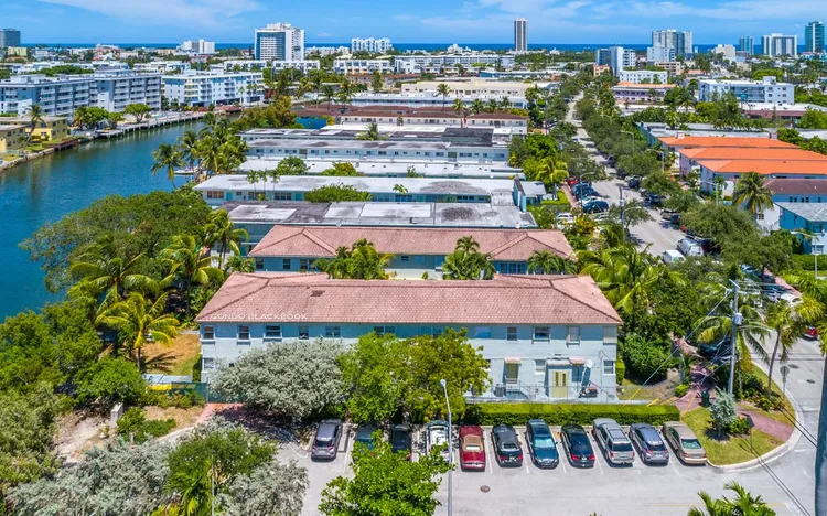 Marseilles Deco image #4