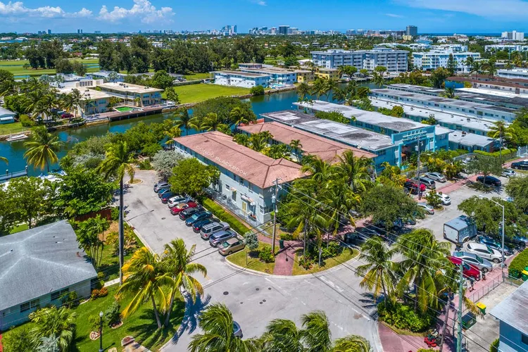 Marseilles Deco image #6