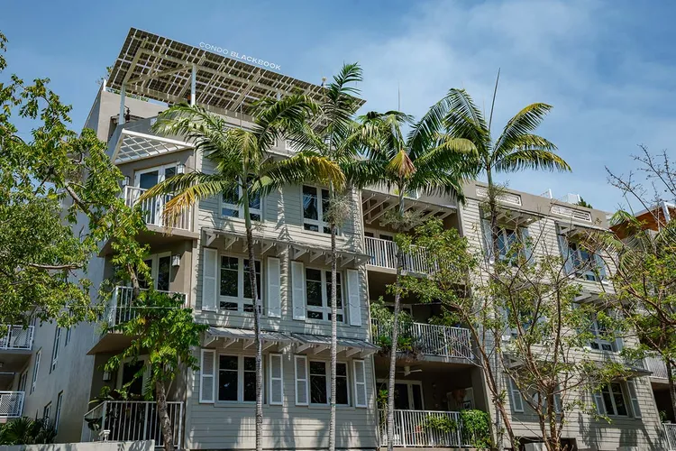 Grove Garden Residences image #1