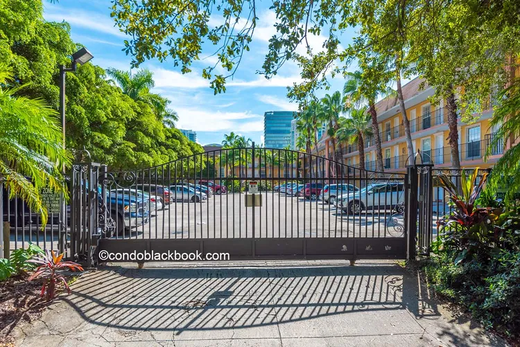 Virginia Pointe image #3