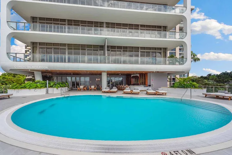 Mr. C Residences Bayshore Tower image #12