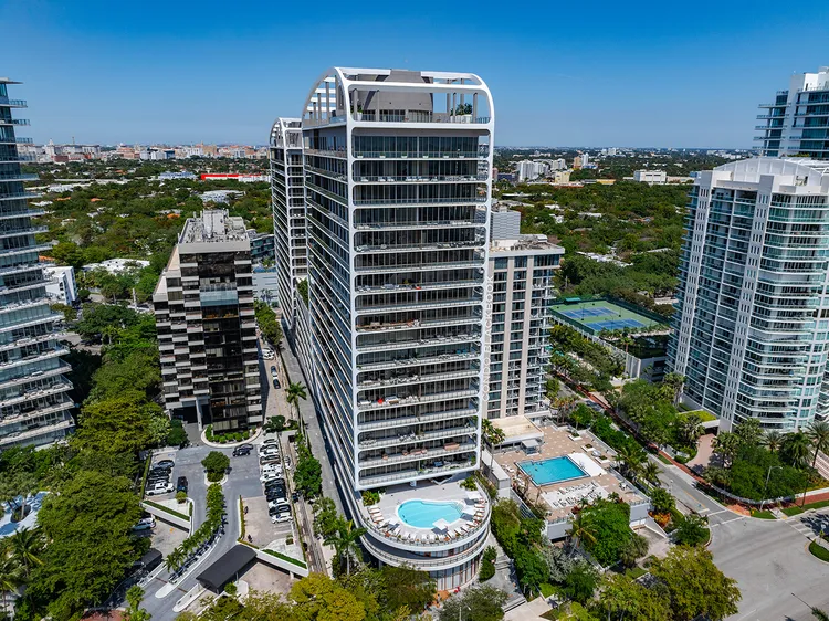 Mr. C Residences Bayshore Tower image #16