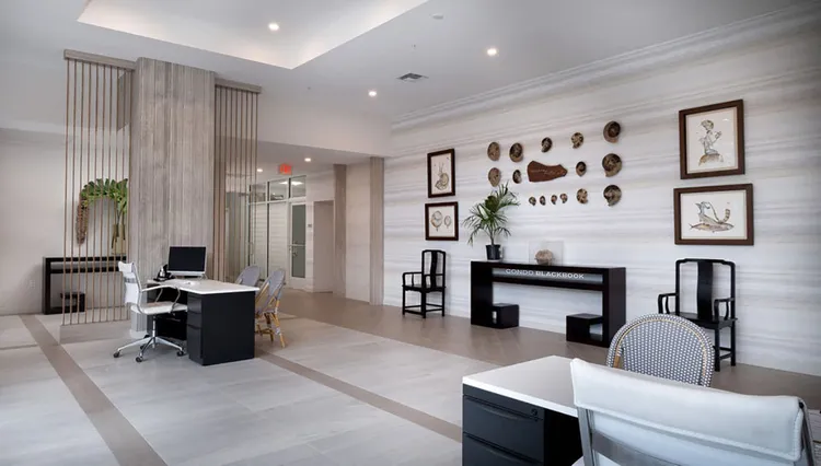 Hollywood East Apartments image #7