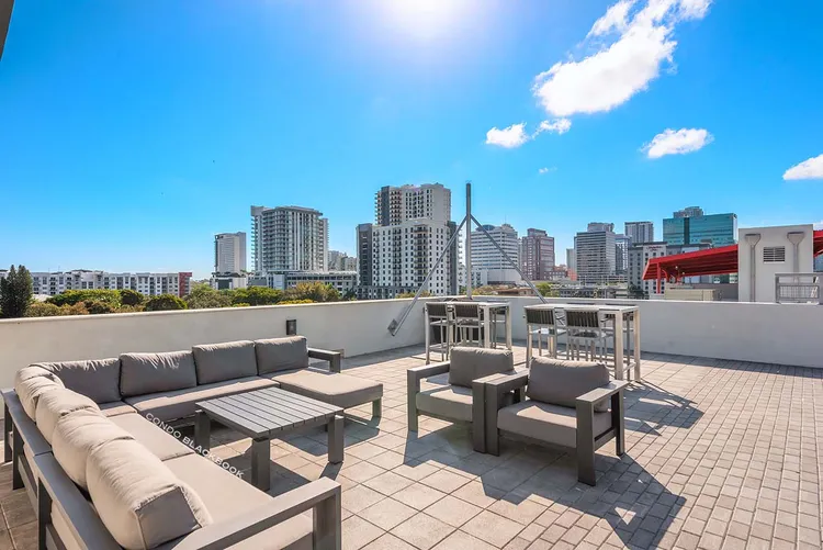 Avenue Lofts image #6