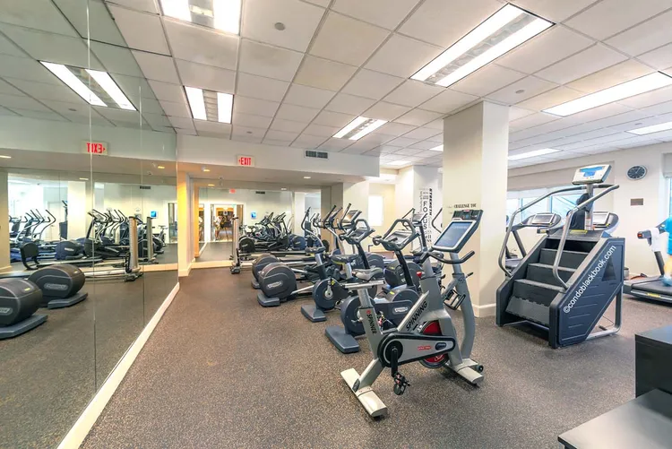 Green Diamond image #4