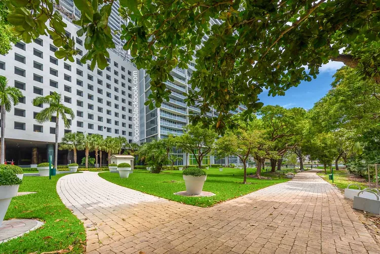 Icon Brickell III (W Miami) image #8